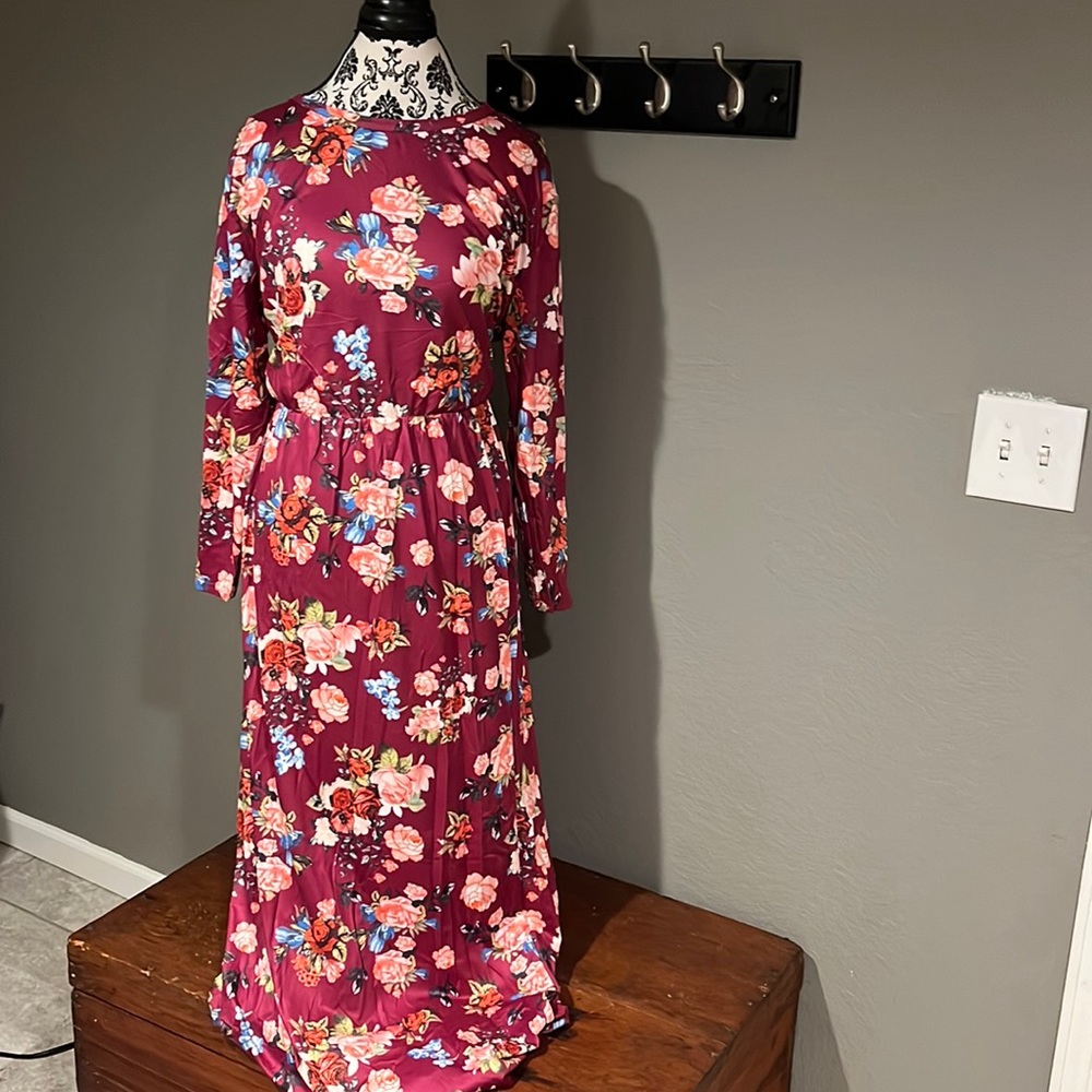 New lily Posh boutique long sleeve maxi